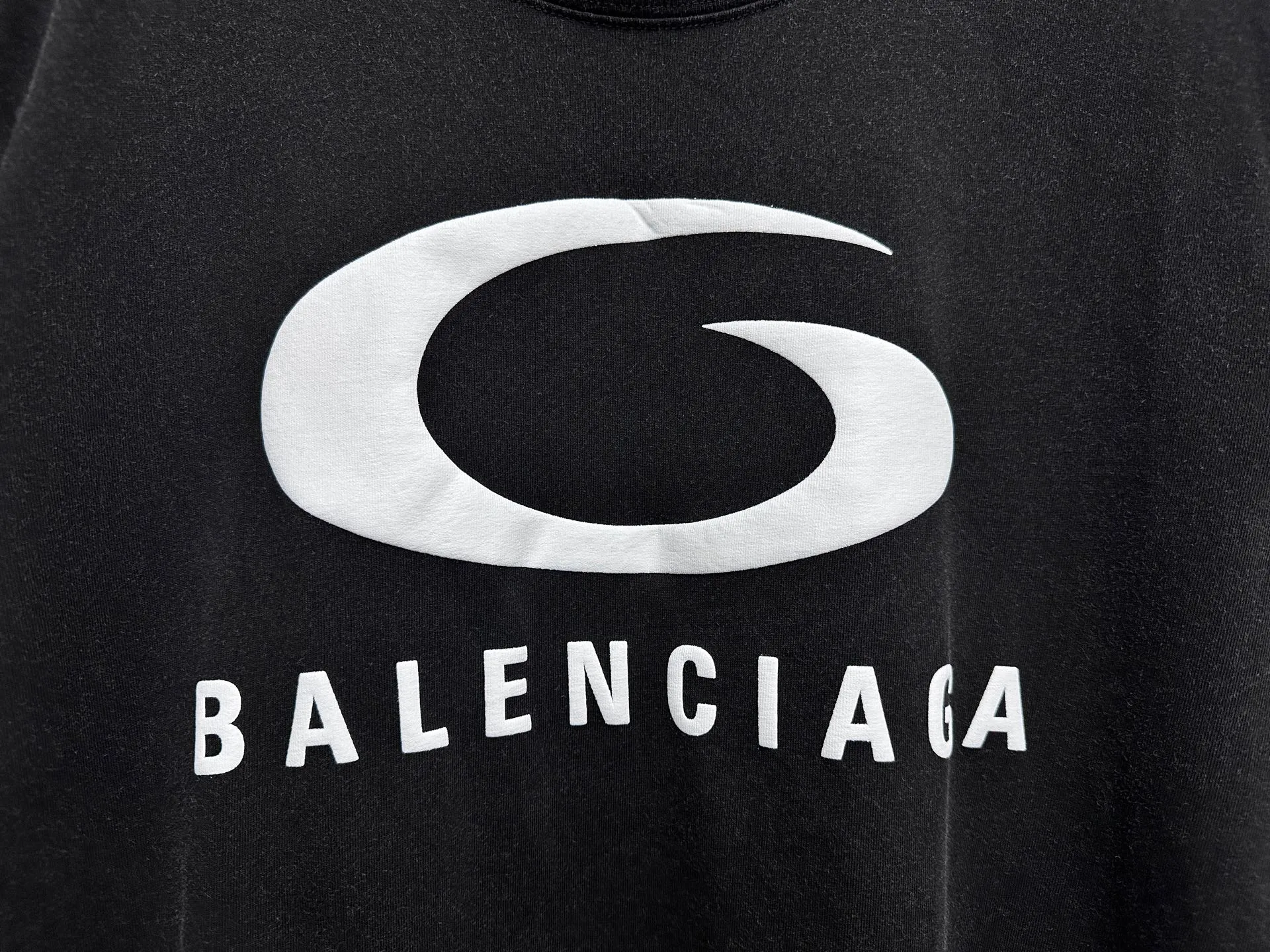 【BALENCI*GA】 logo . Authentic ， ！ ZP 。 260 ， . ， ，。 。 . ， 。 OS . Same Style ： Size：XS-L